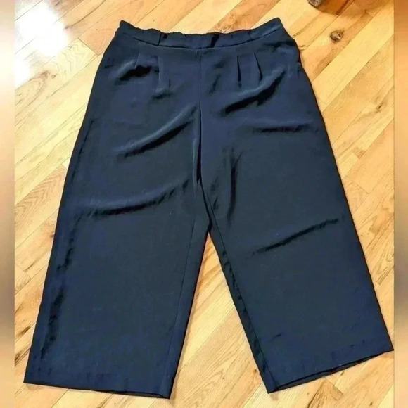 REITMANS plus size CROP pants size  20p all black very chic and classic - Picture 1 of 6